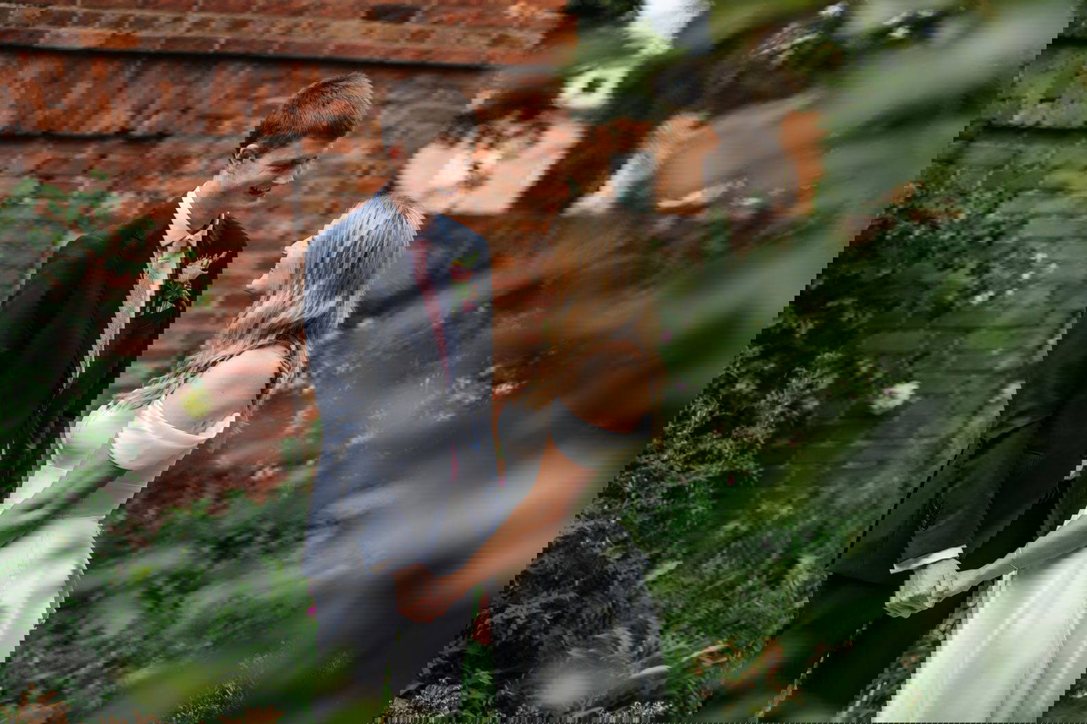 Natural wedding couple photography without awkward posing